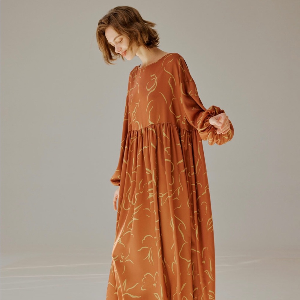 Nap Loungwear Art Print Maxi Dress in Cloud Track (Rust/Orange)
